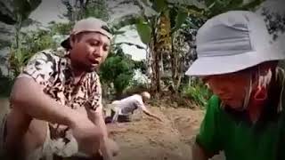 Download lagu GEGURITAN DHARMANING PEMACULAN (Bertani itu mulia, semoga Ida Betari Basundari berkarunia!) Part 1 mp3 Download lagu GEGURITAN DHARMANING PEMACULAN (Bertani itu mulia, semoga Ida Betari Basundari berkarunia!) Part 1 mp3