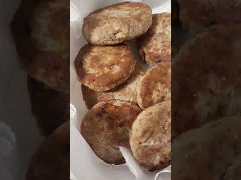 Salmon cakes