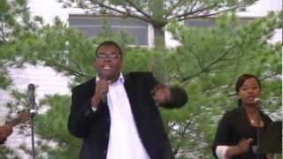 preview picture of video 'Christian Cunningham @ Temple Plaza, Danville, IL'