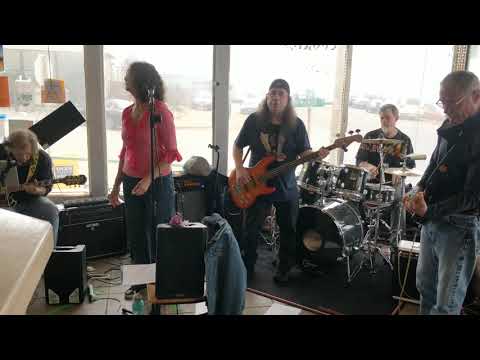 Pacific Fault Line Band Chit-Chat Cafe, Pacifica, California on 2021-05-15