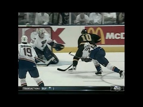 Canucks @ Blues - Game 5 1995 Playoffs