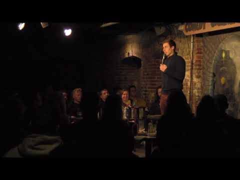Sam Ellefson at the Comedy Underground