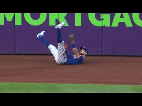 Eli White robs Jose Ramirez of 2 hits: 6/7/2022