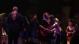 Don't Let Me Slide - Tedeschi Trucks Band October 14, 2017