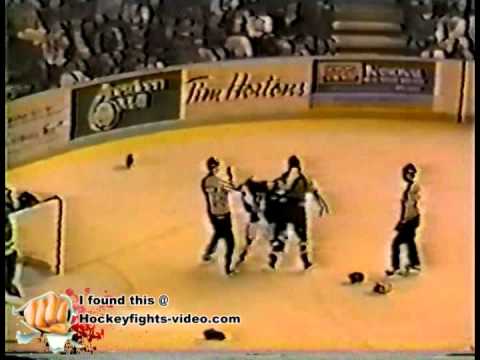 Nov 9, 1994 Dallas Thompson vs Brad Lukowich Tacoma Rockets vs Kamloops Blazers WHL