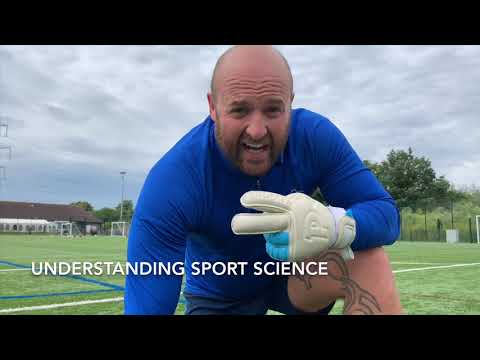 Goalkeeping Tutorial on how to take the cross. How 2 improve catching crosses high balls set pieces