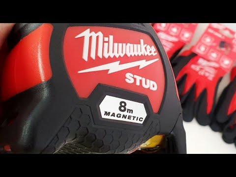 Рулетка магнітна метрична MILWAUKEE STUD, 8м (33мм) Рулетка магнітна метрична MILWAUKEE STUD, 8м (33мм)