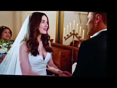 Chicago PD - Kim Burgess Adam Ruzek finally get married