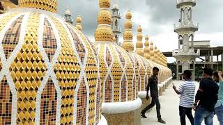 preview picture of video 'বাংলাদেশের সবচেয়ে বড় মসজিদ,,গোপালপুর 2001 গম্বুজ মসজিদ ,,,টাঙ্গাই, ,'