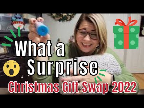 SURPRISE SECRET SANTA! *CHRISTMAS GIFT SWAP 2022* | What did I GET? | Managin' the May's