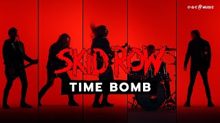 Kadr z teledysku Time Bomb tekst piosenki Skid Row
