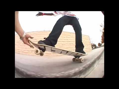 Theotis Goes Pro At The 13th Annual TWS Awards!