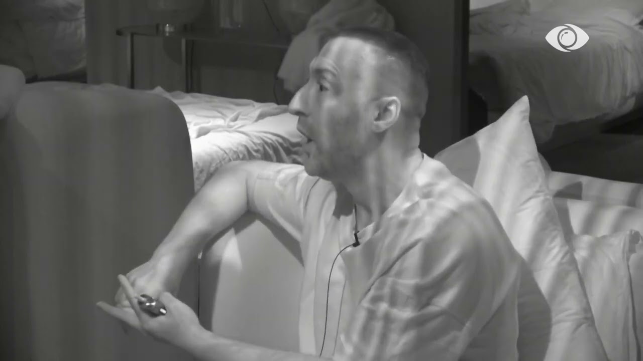 Valbona sot të puth nesër të…/ Rozana diskuton me G Banin