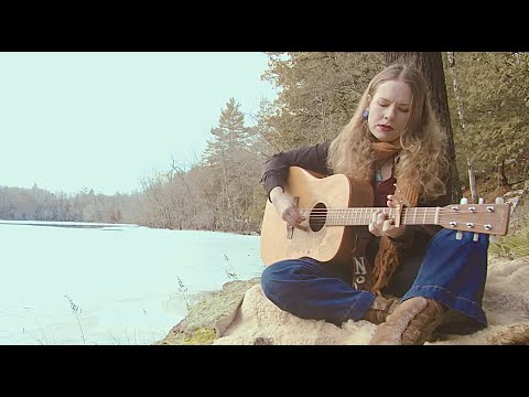 Meredith Moon - Constellations (Official Music Video)