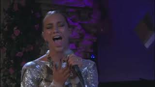 Så mycket bättre TV4 - Agnes Carlsson &amp; Titiyo Jah - Flowers