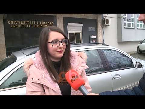 Studentet vijojne bojkotin e auditoreve | ABC News Albania