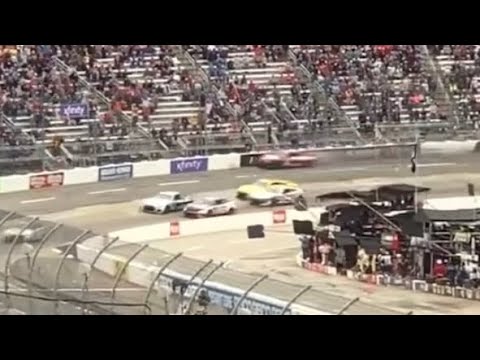 Chastain Wall Ride Move From the Stands!!!!