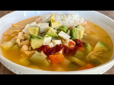 CALDO TLALPEÑO TRADICIONAL MEXICANO | EN CASA CON IXCHEL