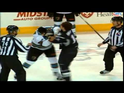 Andy Andreoff vs Sena Acolatse