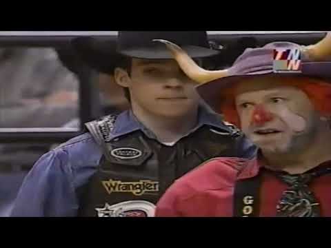 Slick Willy bucks Luke Snyder - 01 PBR Columbus, GA