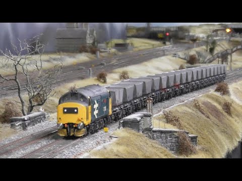 Heaton Lodge Junction - Britain's Biggest Model Railway