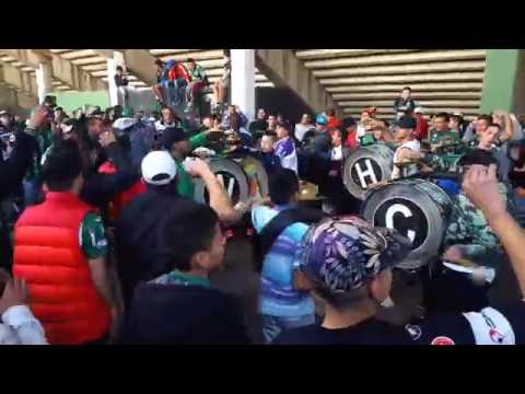 "SE TOMA TODO EL VINO - LA BANDA DE MATADEROS - NUEVA CHICAGO - MATADEROS - ARGENTINA 18-6-16" Barra: Los Pibes de Chicago • Club: Nueva Chicago