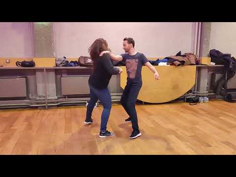 Marine Le Dudal & Simon Perrat - Lead & Follow - Demo at Connexion Swing