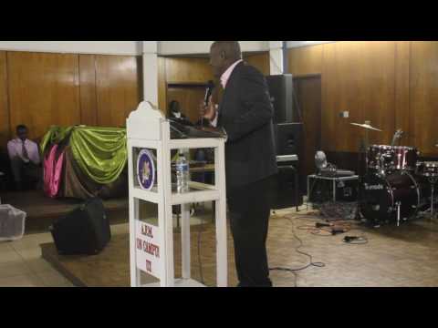 REVEREND PASTOR MAKARICHI PREACHING AT THE UZ PART1