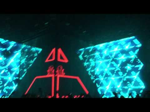 Blue Monday (Eric Prydz Remix) x Harder Better Faster Stronger @ EPIC 4.0