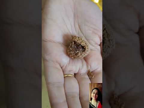 FERRERO ROCHER UNBOXING/MOMENTS CHOCOLATE UNBOXING/DIWALI GIFT/Music:Blue windowMusician:Jeff Kaale