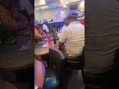 Joly Lucio au bar MK Matondo chez Stino chaques week end,, cours de la marne bordeaux