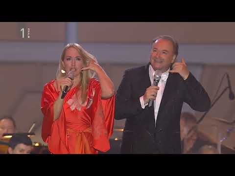 Eva Hren in Patrik Greblo: TA VRAŽJI TELEFON (glasbeni nastop iz oddaje in prireditve Poletna noč)