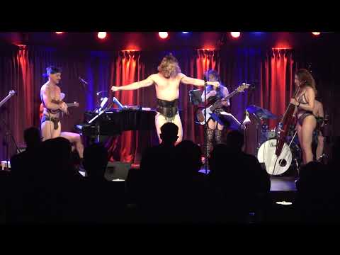 The Skivvies and Travis Kent - Tiny Private Irish Dancer