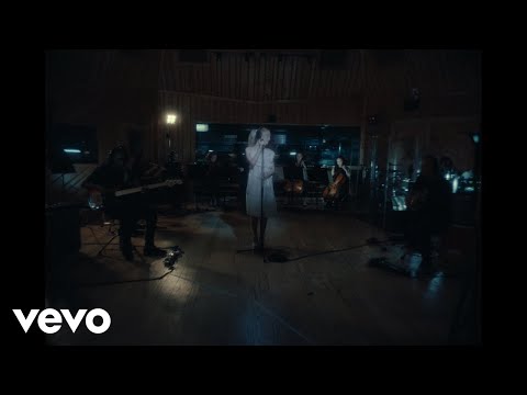 Ariana Grande - eternal sunshine