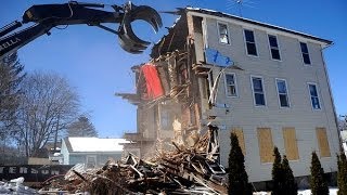 preview picture of video 'Gridley Street Home Demolition Bristol 2 28 2014'