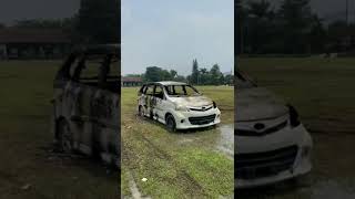 Download lagu Mobil Avanza meledak mp3 Download lagu Mobil Avanza meledak mp3