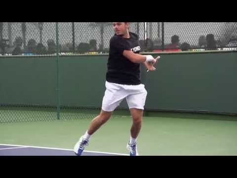 Stanislas Wawrinka's forehand (slow motion)
