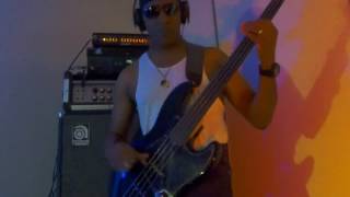 HUMBLE PIE &quot;Red Light Mama&quot; (bass cover)