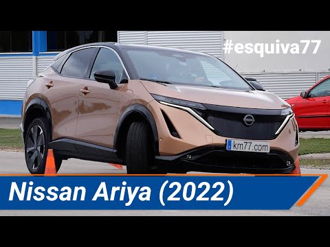 Nissan Ariya 2022 – Maniobra de esquiva (moose test) y eslalon | km77.com