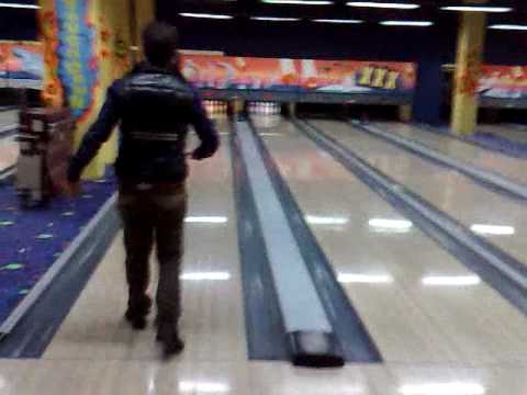 Miglior giocatore di bowling!!!! Serata al bowling di metaponto!!!!!!
