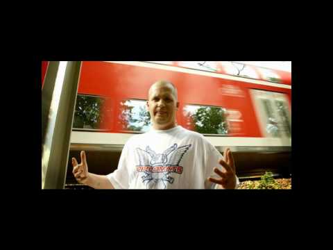 Tatwaffe feat. Olli Banjo