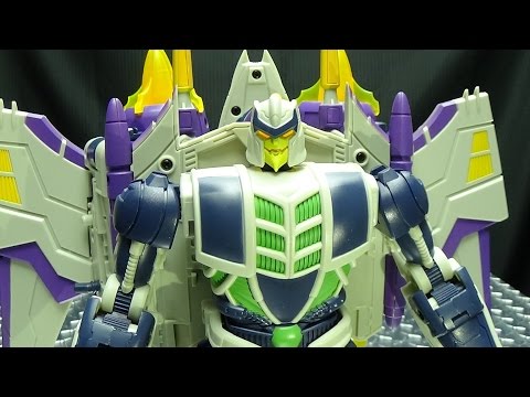 Garatron THUNDERSTORM (IDW Thunderwing): EmGo's Transformers Reviews N' Stuff