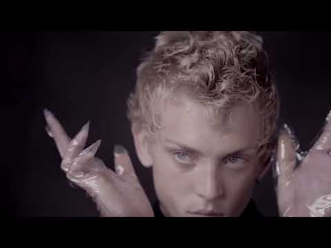 VOGUE ARTS | Inspired by Nicola Samorì © Cattura