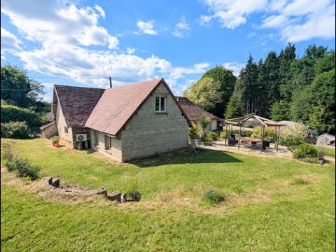 Propriété à vendre à Coussac-Bonneval, Haute-Vienne - 160 000 € - photo n°3