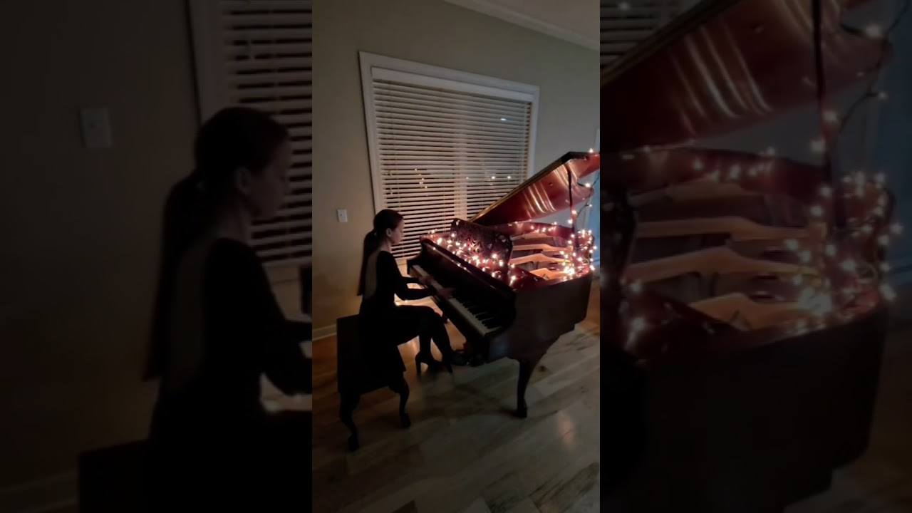 Promotional video thumbnail 1 for Piano Magic