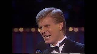 Song Of The Year Medley - Steve Camp, The Hemphills, Leslie Phillips, Steve Green (17th Dove Awards)