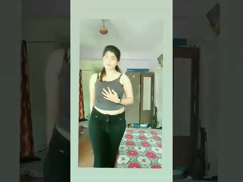 Priyanka Parkhe mujhe kuch...