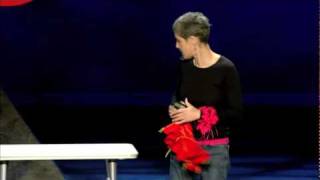 Margaret Wertheim: The beautiful math of coral (and crochet)