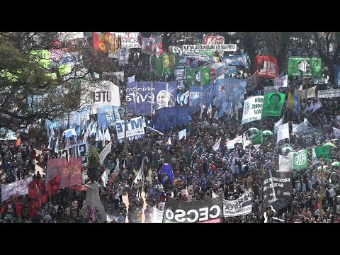 Argentinians gather against president Milei's vetoes on funds for education and health | AFP