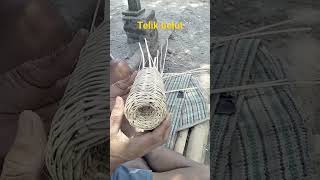Download lagu Cara menganyam Telik jebakan belut #animals #shorts mp3 Download lagu Cara menganyam Telik jebakan belut #animals #shorts mp3